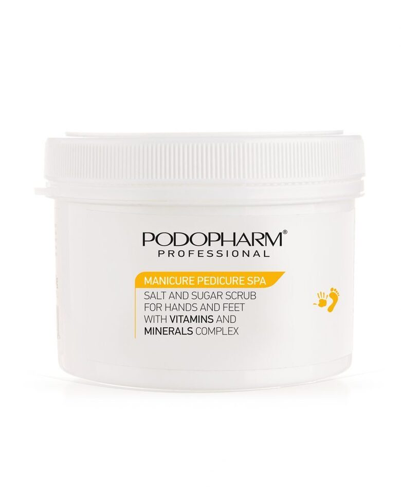 SĀLS UN CUKURA ROKU UN KĀJU SKRUBIS AR VITAMĪNU UN MINERĀLVIELU KOMPLEKSU